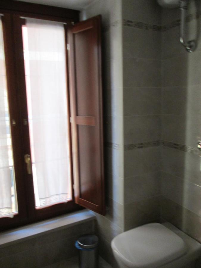 B&B Regina Margherita LʼAquila Buitenkant foto