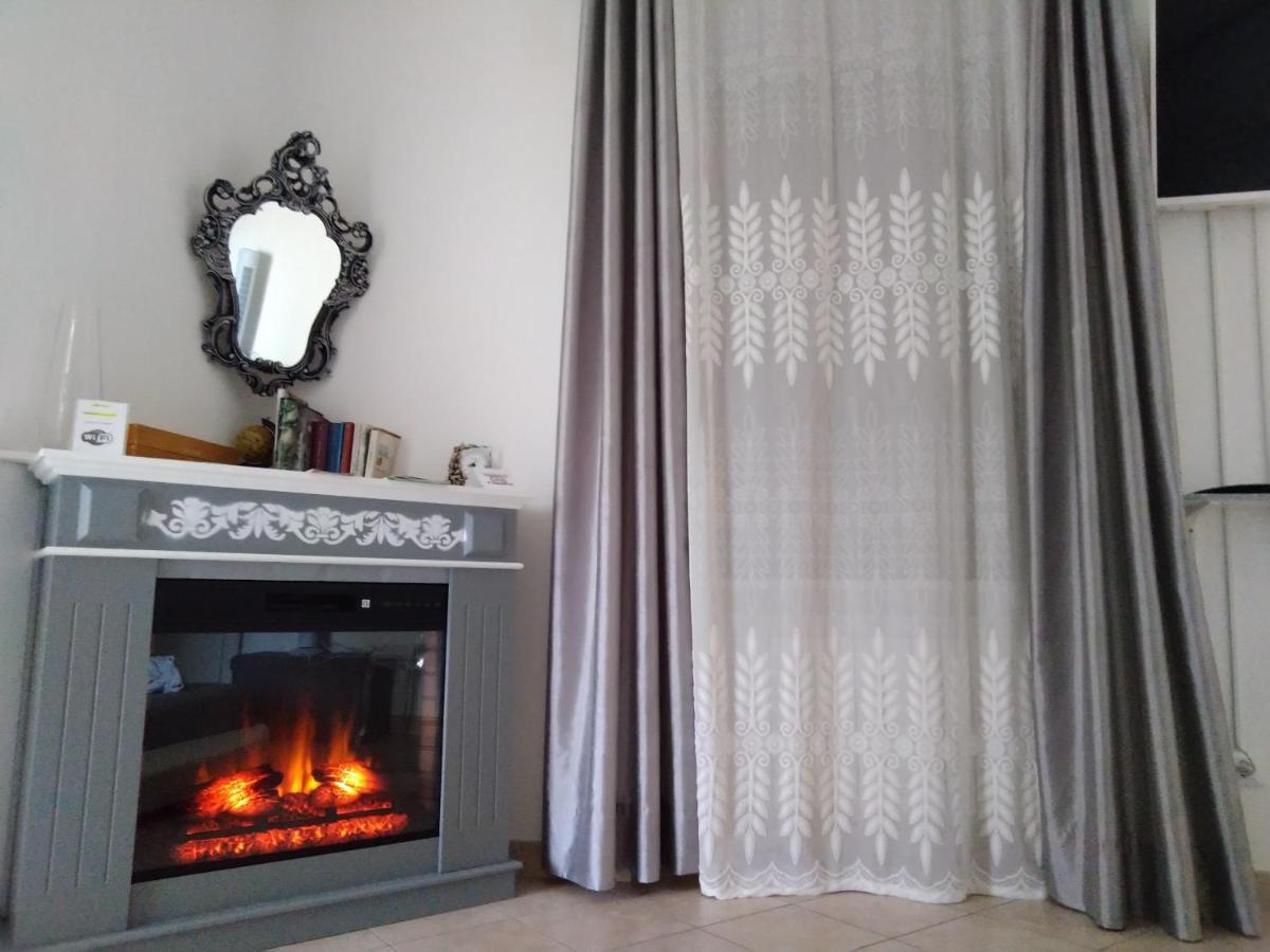 B&B Regina Margherita LʼAquila Buitenkant foto