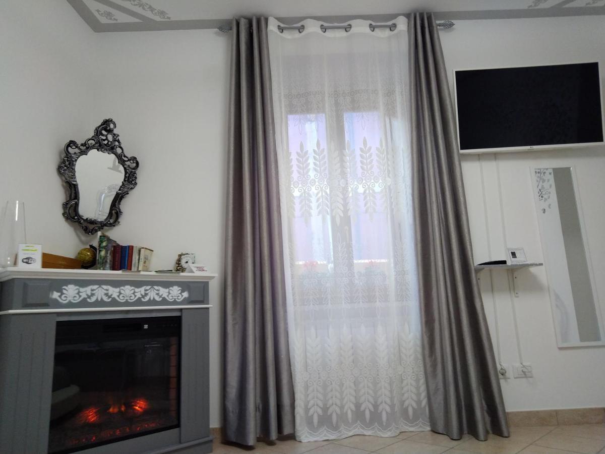 B&B Regina Margherita LʼAquila Buitenkant foto