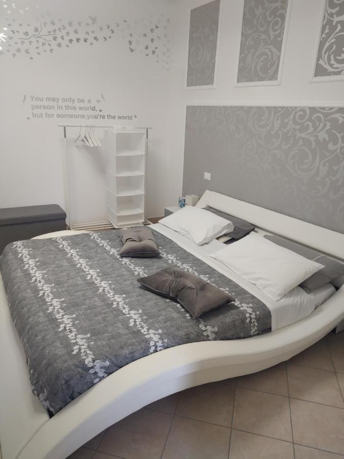 B&B Regina Margherita LʼAquila Buitenkant foto